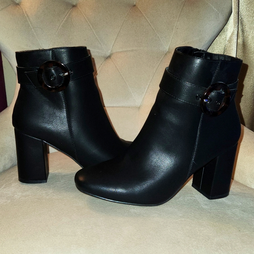 3/$20 MIA Booties Size 7.5 worn once